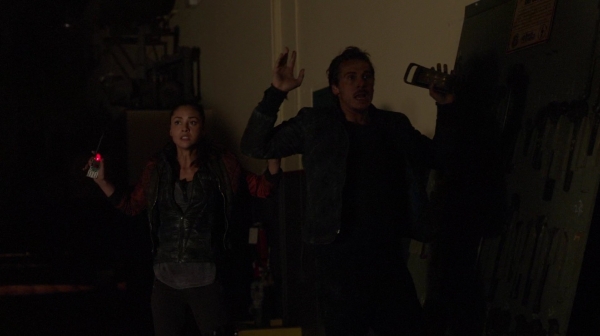 The 100 Season 2 Episode 15 Blood Must Have Blood Part One-844
