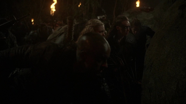 The 100 Season 2 Episode 15 Blood Must Have Blood Part One-764
