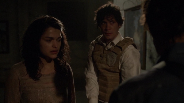 The 100 Season 2 Episode 15 Blood Must Have Blood Part One-665
