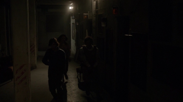 The 100 Season 2 Episode 15 Blood Must Have Blood Part One-661
