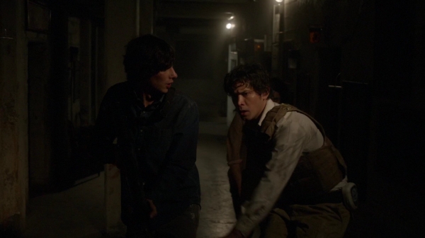 The 100 Season 2 Episode 15 Blood Must Have Blood Part One-659
