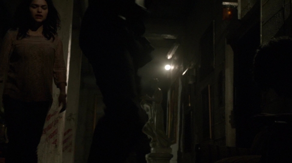 The 100 Season 2 Episode 15 Blood Must Have Blood Part One-586
