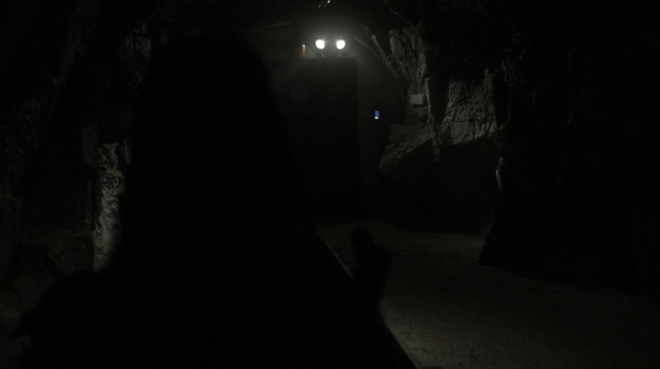 The 100 Season 2 Episode 15 Blood Must Have Blood Part One-581
