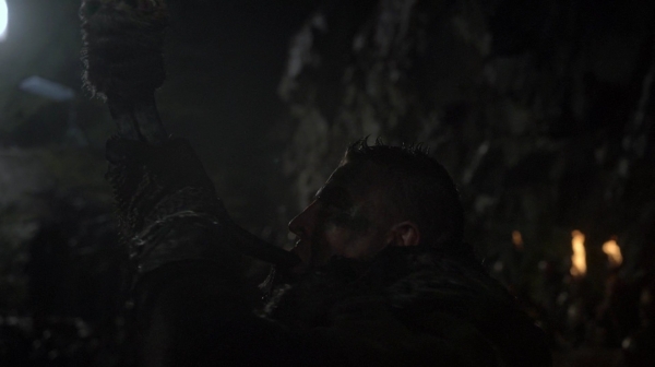 The 100 Season 2 Episode 15 Blood Must Have Blood Part One-359
