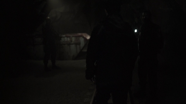 The 100 Season 2 Episode 15 Blood Must Have Blood Part One-232
