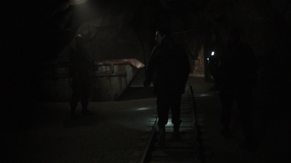 The 100 Season 2 Episode 15 Blood Must Have Blood Part One-230

