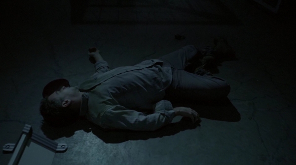 The 100 Season 2 Episode 15 Blood Must Have Blood Part One-216
