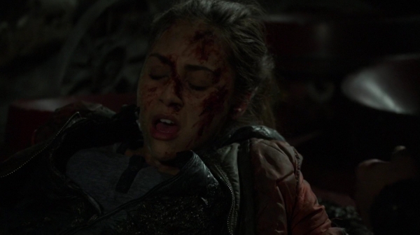 The 100 Season 2 Episode 15 Blood Must Have Blood Part One-152
