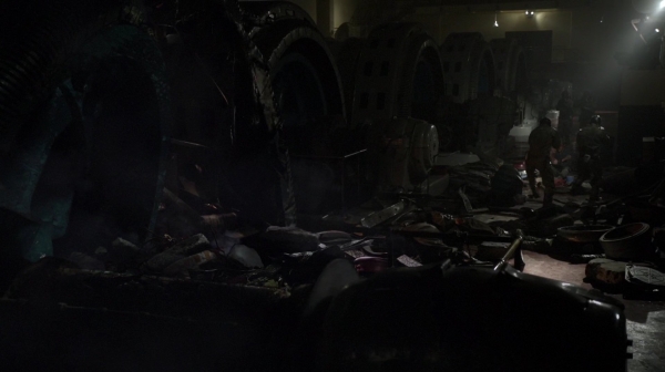 The 100 Season 2 Episode 15 Blood Must Have Blood Part One-126
