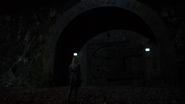 The 100 Season 2 Episode 15 Blood Must Have Blood Part One-3
