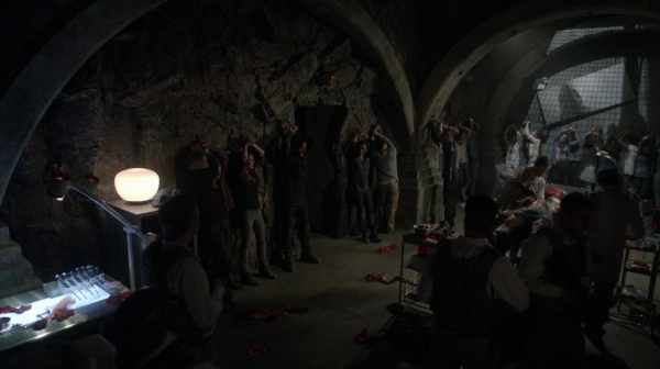 The 100 Season Two Episode Sixteen Blood Must Have Part Two-1619
