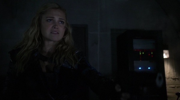 The 100 Season Two Episode Sixteen Blood Must Have Part Two-1192
