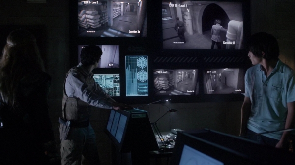The 100 Season Two Episode Sixteen Blood Must Have Part Two-1127
