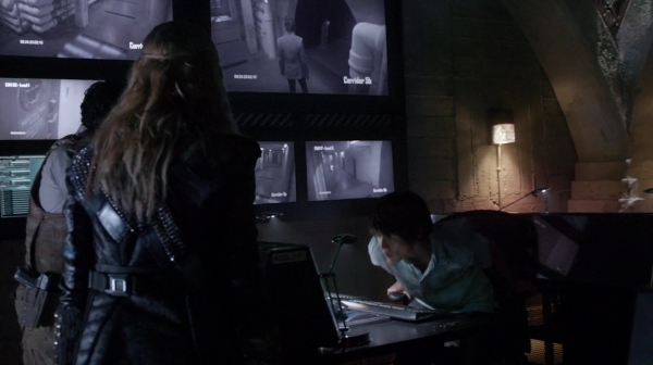 The 100 Season Two Episode Sixteen Blood Must Have Part Two-1122
