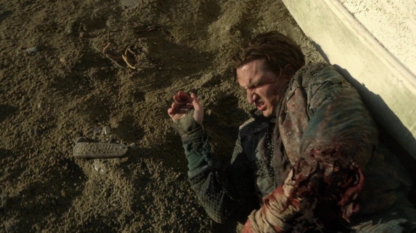 The 100 Season Two Episode Sixteen Blood Must Have Part Two-948
