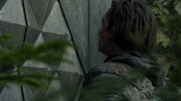 The 100 Season Two Episode Sixteen Blood Must Have Part Two-912
