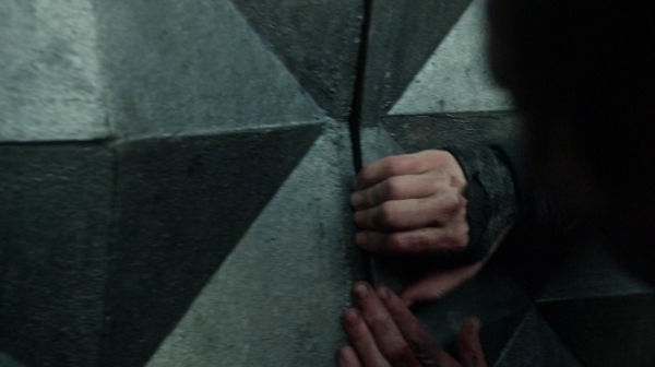 The 100 Season Two Episode Sixteen Blood Must Have Part Two-908
