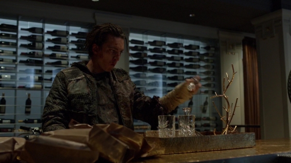 The 100 Season Two Episode Sixteen Blood Must Have Part Two-852
