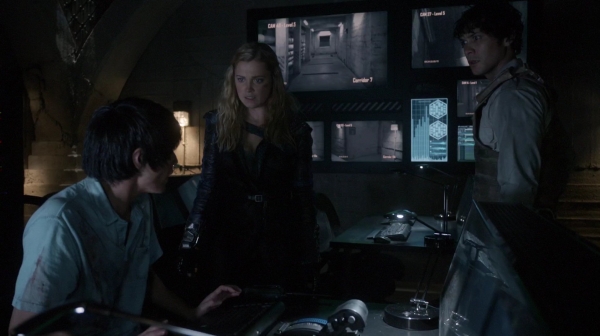 The 100 Season Two Episode Sixteen Blood Must Have Part Two-758
