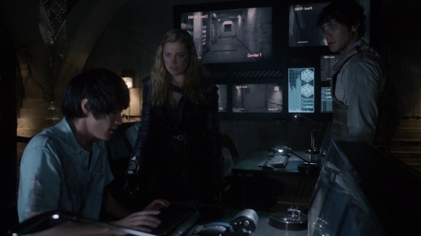 The 100 Season Two Episode Sixteen Blood Must Have Part Two-757
