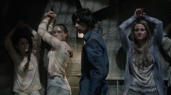 The 100 Season Two Episode Sixteen Blood Must Have Part Two-689
