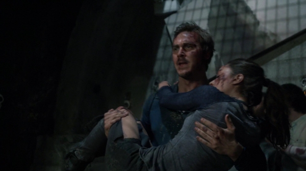 The 100 Season Two Episode Sixteen Blood Must Have Part Two-486
