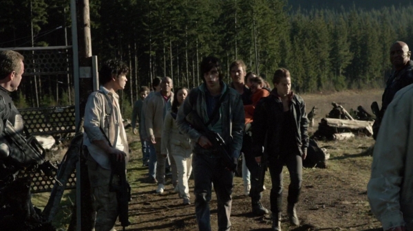 The 100 Season Two Episode Sixteen Blood Must Have Part Two-351
