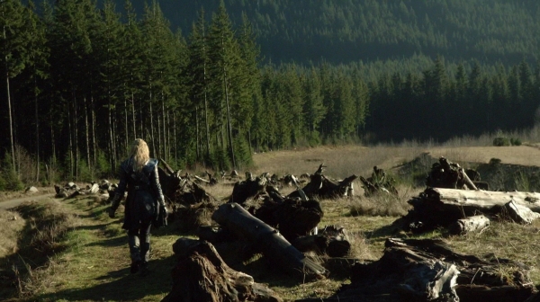 The 100 Season Two Episode Sixteen Blood Must Have Part Two-219
