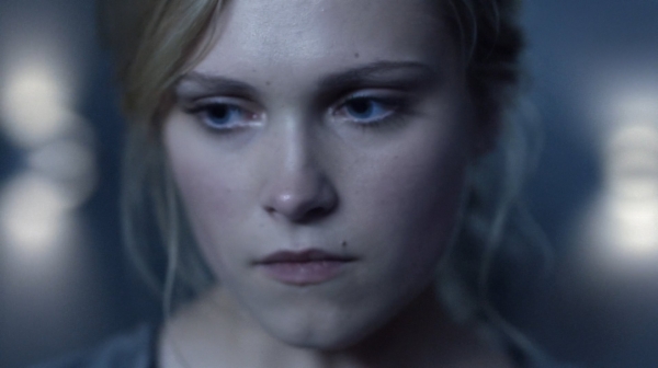 The 100 Season One Episode One Pilot Captures-2556
