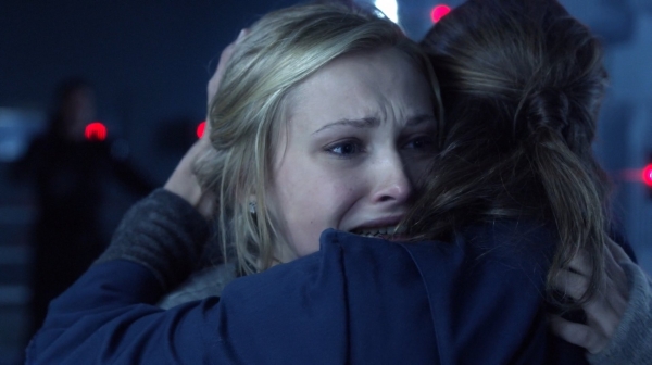 The 100 Season One Episode One Pilot Captures-2522

