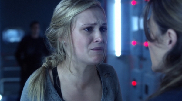 The 100 Season One Episode One Pilot Captures-2518
