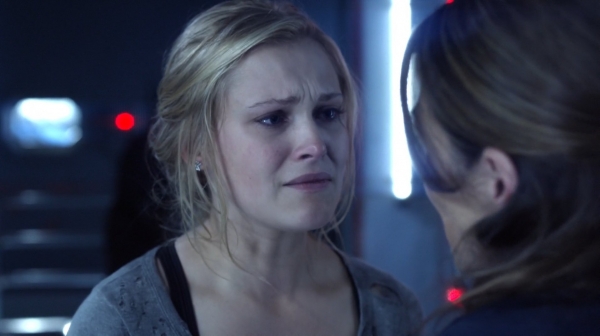 The 100 Season One Episode One Pilot Captures-2497
