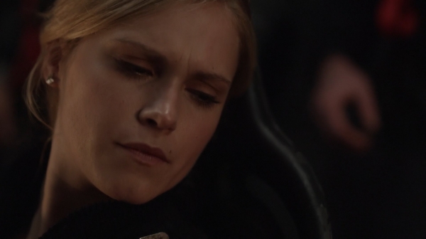 The 100 Season One Episode One Pilot Captures-2466
