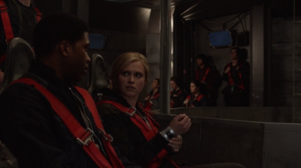 The 100 Season One Episode One Pilot Captures-2454
