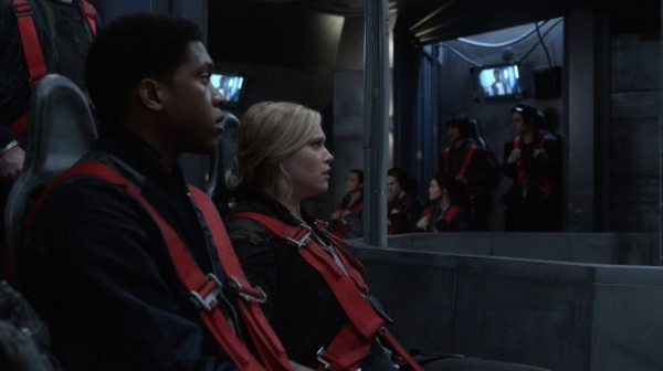 The 100 Season One Episode One Pilot Captures-2435
