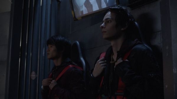 The 100 Season One Episode One Pilot Captures-2418
