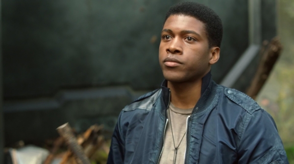 The 100 Season One Episode One Pilot Captures-1423
