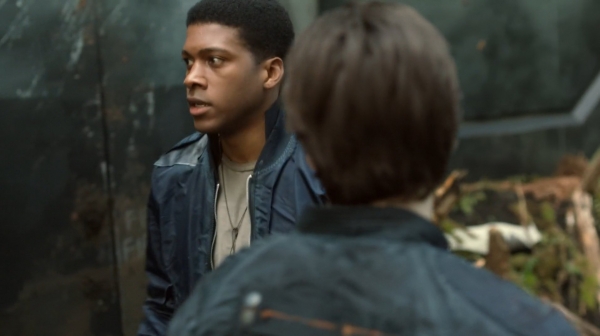 The 100 Season One Episode One Pilot Captures-1417
