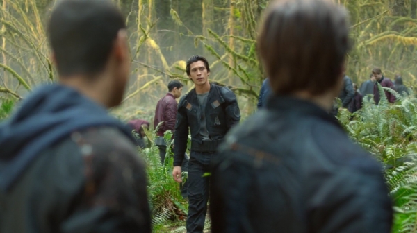 The 100 Season One Episode One Pilot Captures-1412
