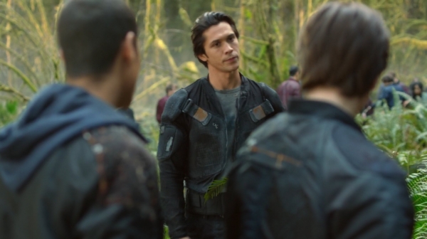 The 100 Season One Episode One Pilot Captures-1407
