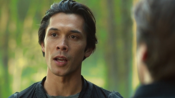 The 100 Season One Episode One Pilot Captures-1371
