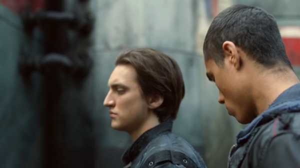 The 100 Season One Episode One Pilot Captures-1363
