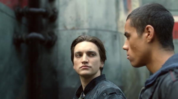 The 100 Season One Episode One Pilot Captures-1340
