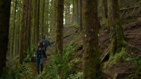 The 100 Season One Episode One Pilot Captures-1266
