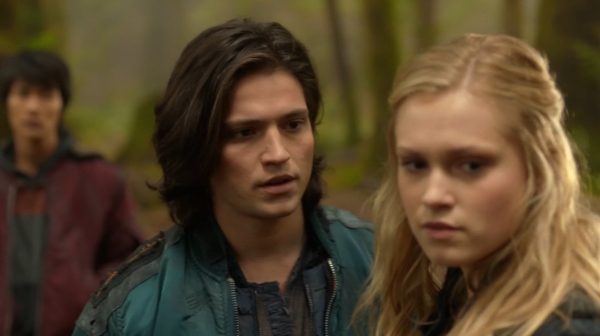 The 100 Season One Episode One Pilot Captures-1229
