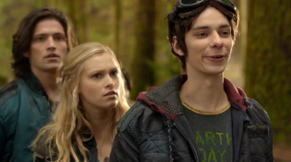 The 100 Season One Episode One Pilot Captures-1213
