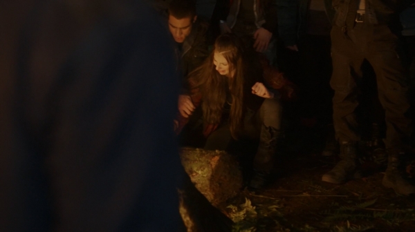 The 100 Season One Episode One Pilot Captures-1041
