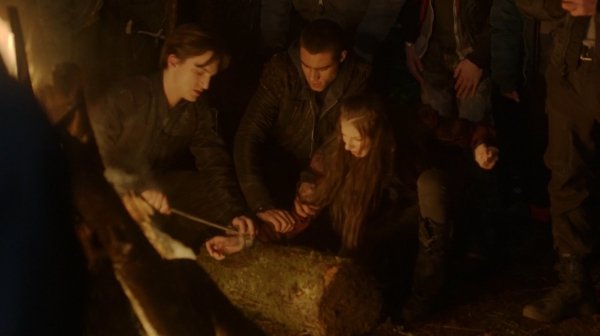 The 100 Season One Episode One Pilot Captures-1037
