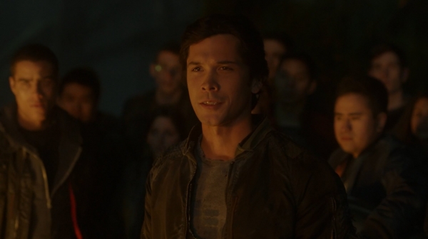 The 100 Season One Episode One Pilot Captures-1023
