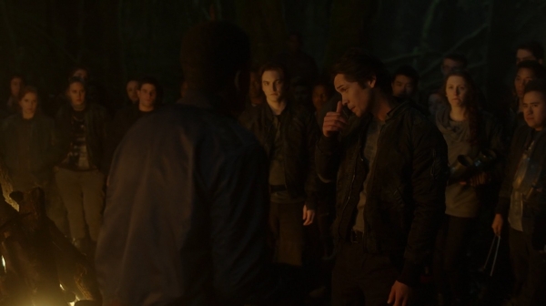 The 100 Season One Episode One Pilot Captures-1014
